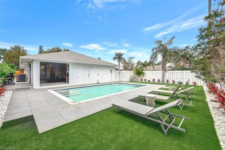 Spacious back yard