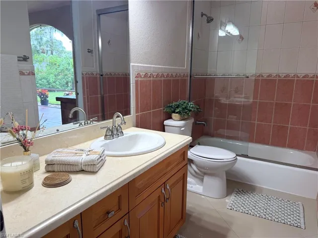 491 16th Ave Nw, Naples, Florida 34120