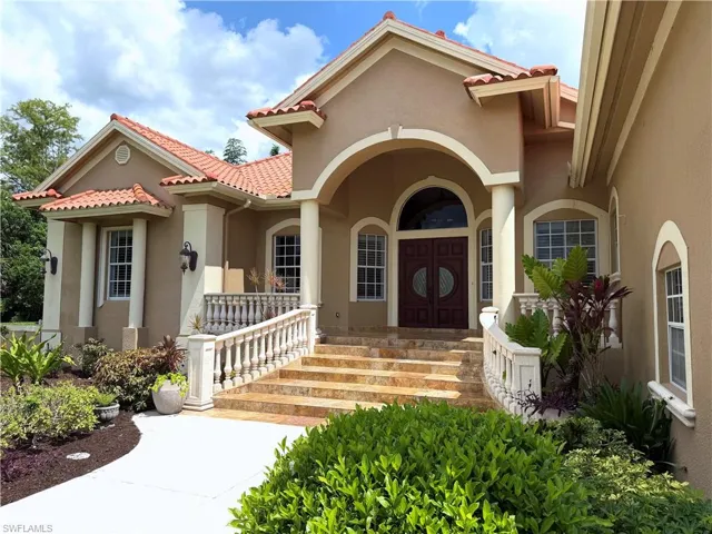 491 16th Ave Nw, Naples, Florida 34120