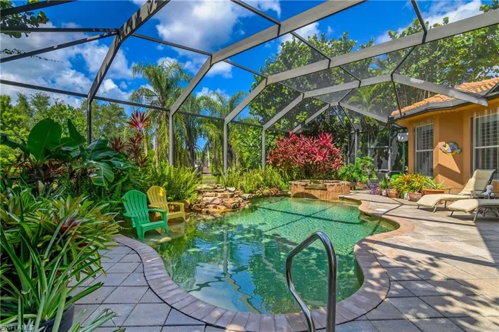 Bird Cage (Screened Pool
