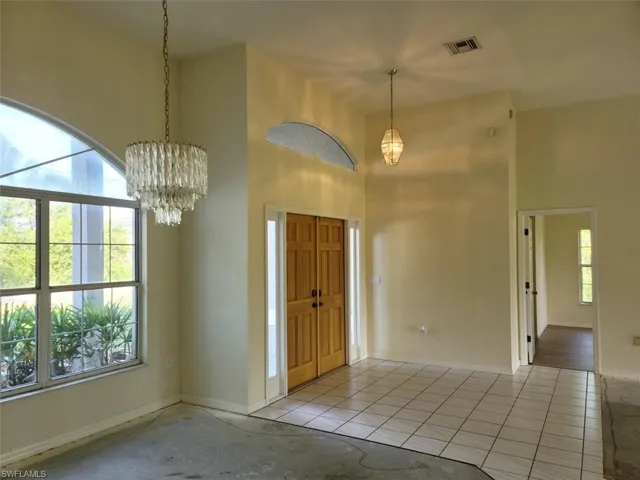 697 Creuset AVE S, LEHIGH ACRES FL 33974