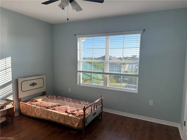 2739  Merida  LN, Cape Coral, FL 33909