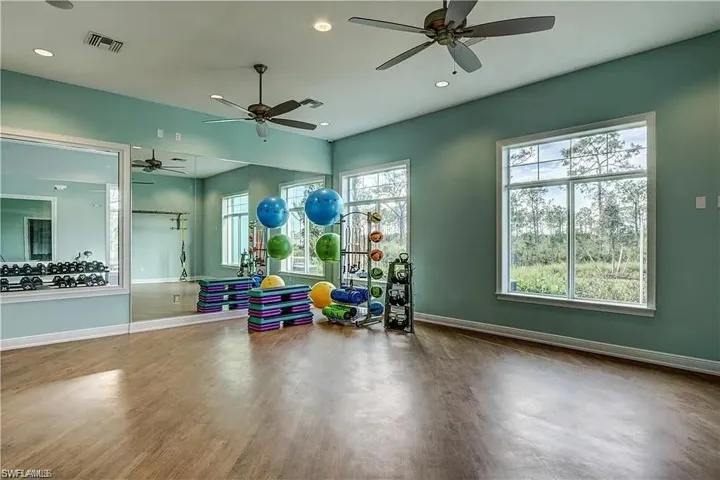 2739  Merida  LN, Cape Coral, FL 33909