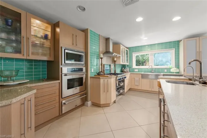 500 Kinzie Island Ct, Sanibel, Florida 33957