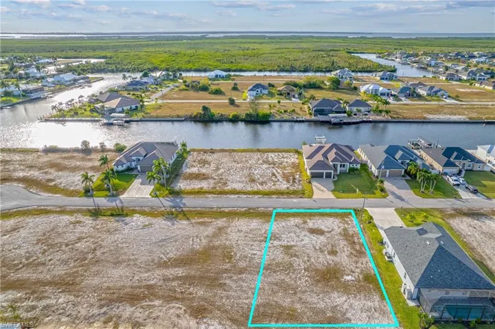 1435 Nw 40th Pl, Cape Coral, Florida 33993