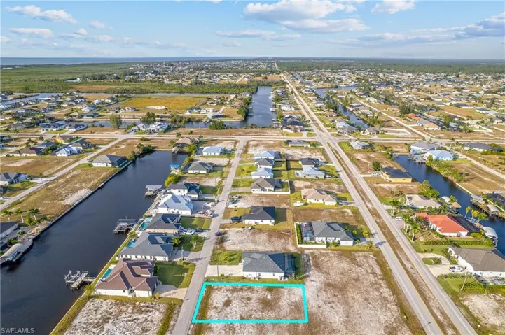 1435 Nw 40th Pl, Cape Coral, Florida 33993
