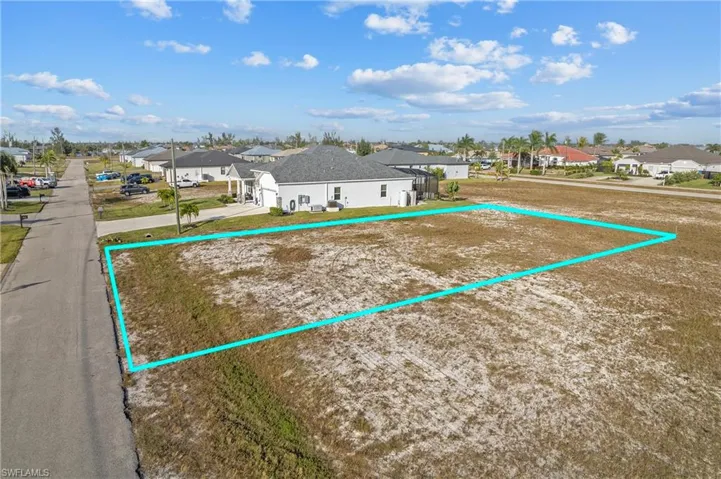 1435 Nw 40th Pl, Cape Coral, Florida 33993