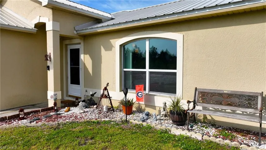 919 Maple AVE N, LEHIGH ACRES FL 33972