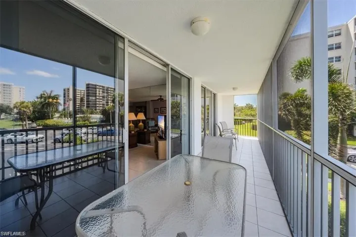 3 Bluebill Ave # 207, Naples, Florida 34108