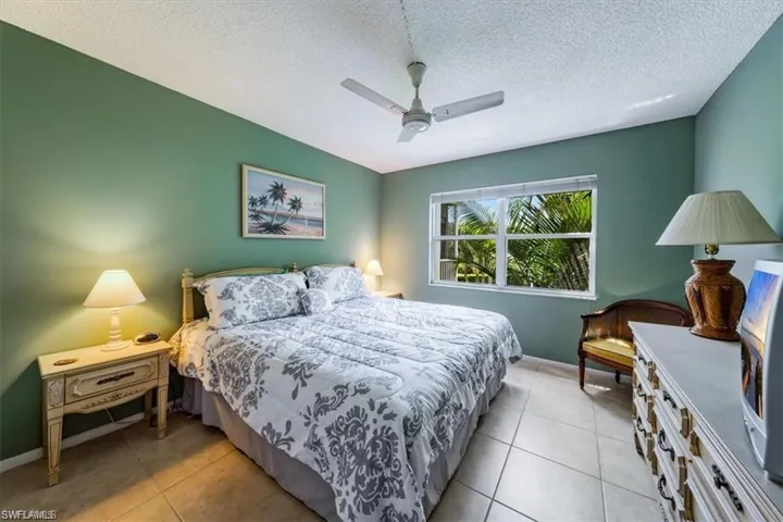 3 Bluebill Ave # 207, Naples, Florida 34108