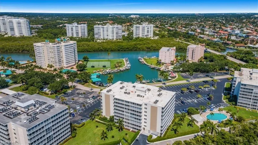 3 Bluebill Ave # 207, Naples, Florida 34108