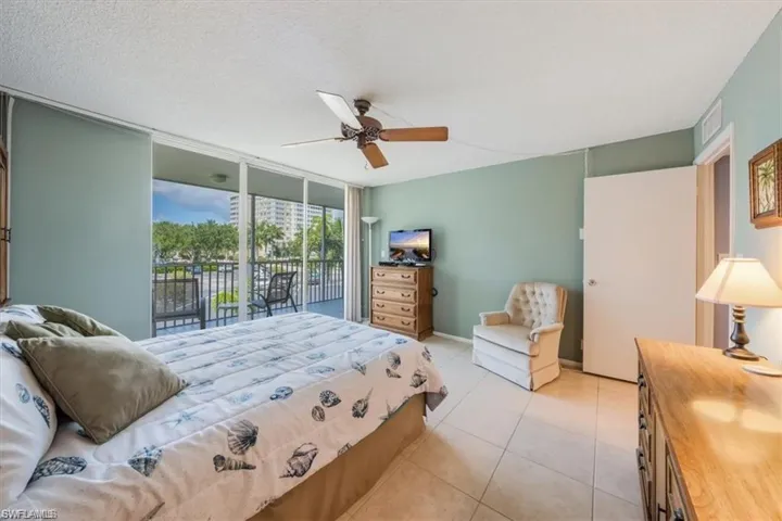 3 Bluebill Ave # 207, Naples, Florida 34108