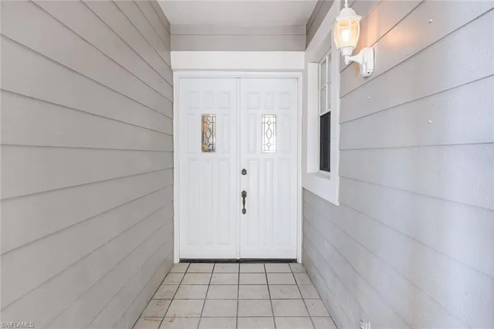 828 Hideaway Cir E 423, Marco Island, Florida 34145