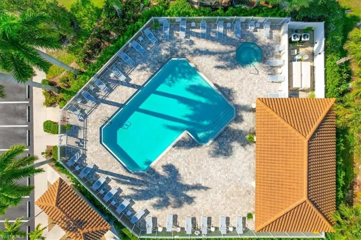 1435 Tiffany Ln # 306, Naples Fl 34105