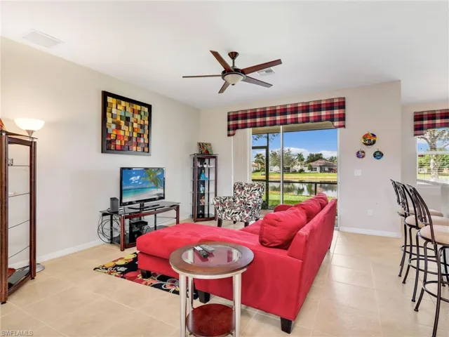 1529  Birdie  DR, Naples, FL 34120