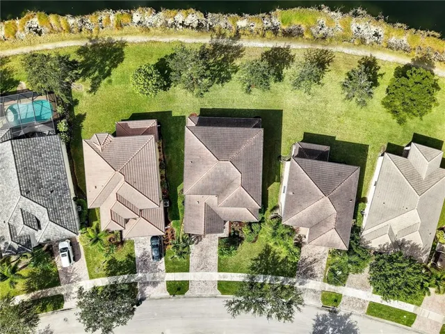 1529 Birdie Dr, Naples, Florida 34120