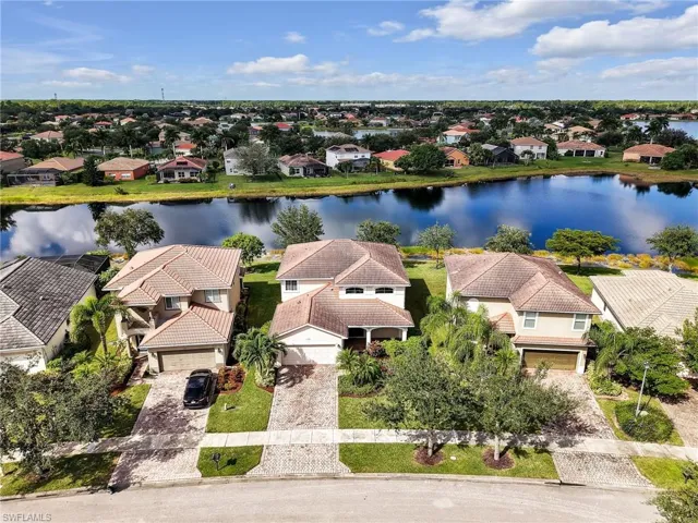 1529  Birdie  DR, Naples, FL 34120