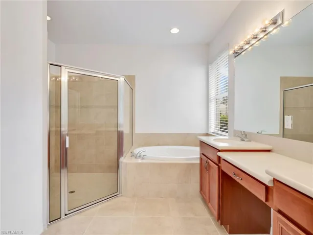 1529 Birdie Dr, Naples, Florida 34120