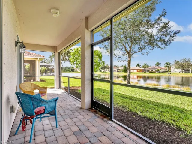 1529 Birdie Dr, Naples, Florida 34120