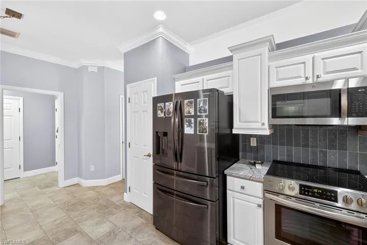 20468  Larino  LOOP, Estero, FL 33928