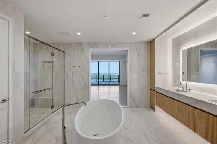 5100 Seagrass Blvd 901, Bonita Springs, Florida 34134