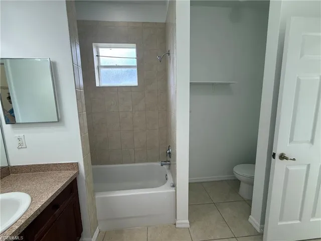 3969  Sunset  RD, Lehigh Acres, FL 33971
