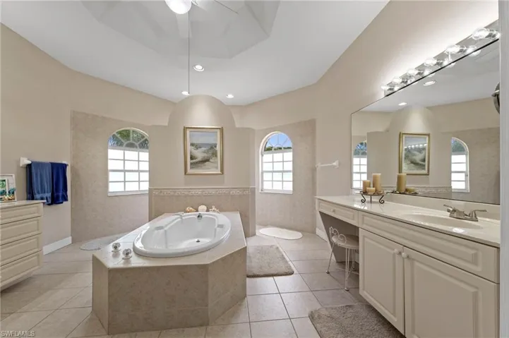 11362 Royal Tee Cir, Cape Coral, Florida 33991