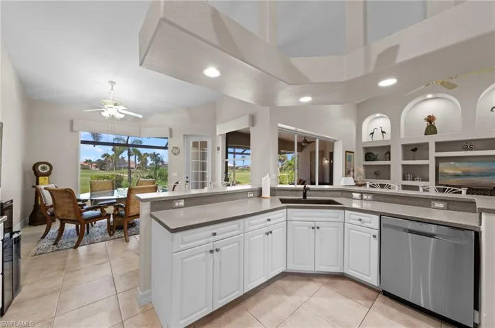 11362 Royal Tee Cir, Cape Coral, Florida 33991