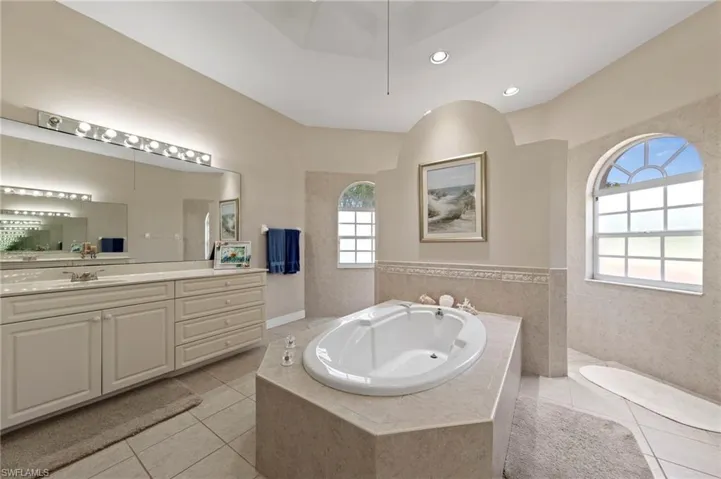 11362 Royal Tee Cir, Cape Coral, Florida 33991