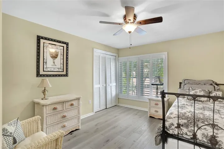 5899  Chanteclair  DR, Naples, FL 34108