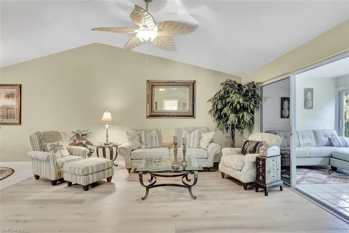5899  Chanteclair  DR, Naples, FL 34108