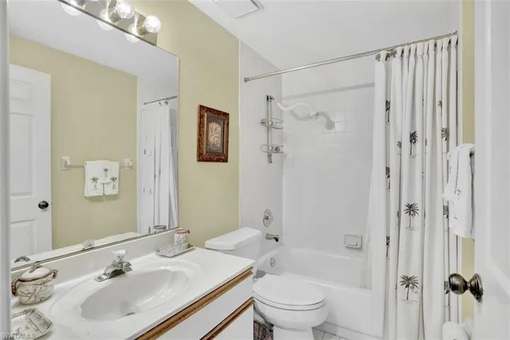 5899  Chanteclair  DR, Naples, FL 34108