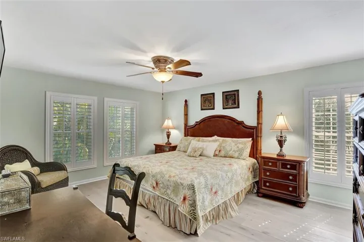 5899  Chanteclair  DR, Naples, FL 34108