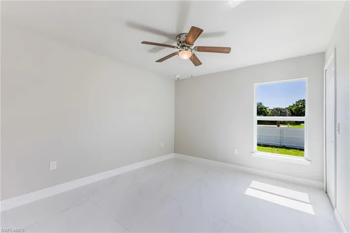 1964 Leghorn St, Lehigh Acres, Florida 33972