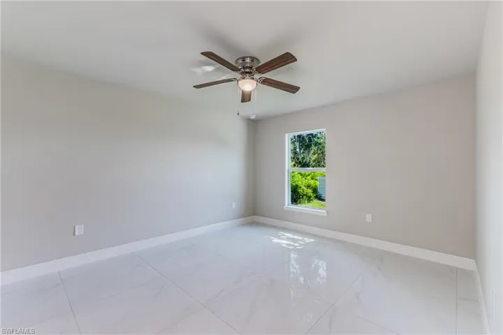 1964 Leghorn St, Lehigh Acres, Florida 33972