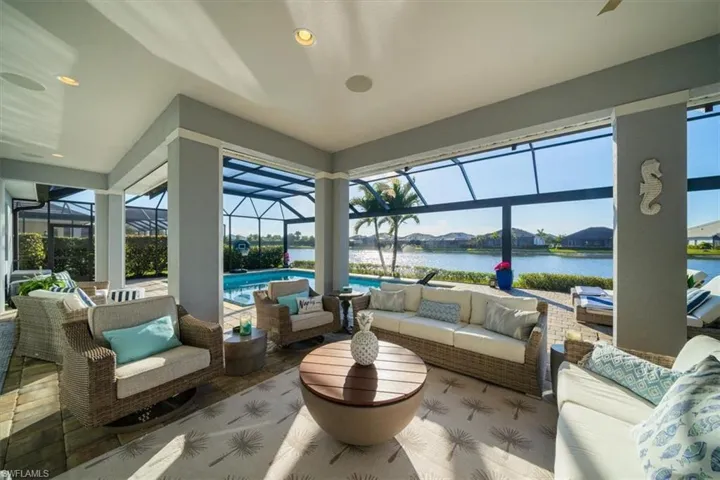 Daylight covered lanai