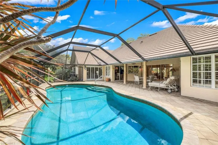 screened pool