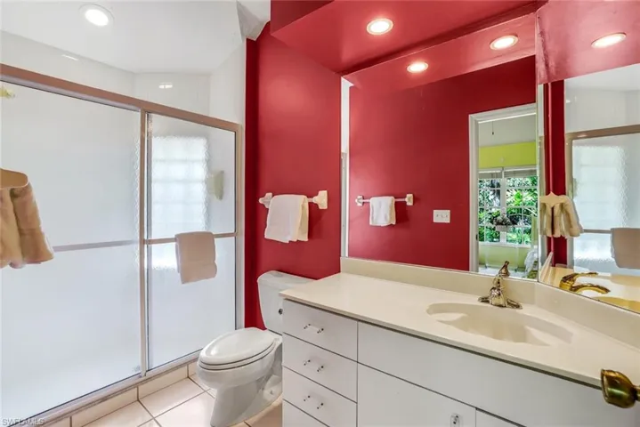 guest bath and shower