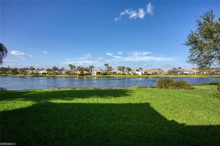 2474 Blackburn Cir, Cape Coral, Florida 33991