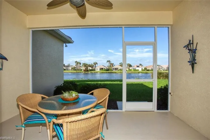 2474 Blackburn Cir, Cape Coral, Florida 33991