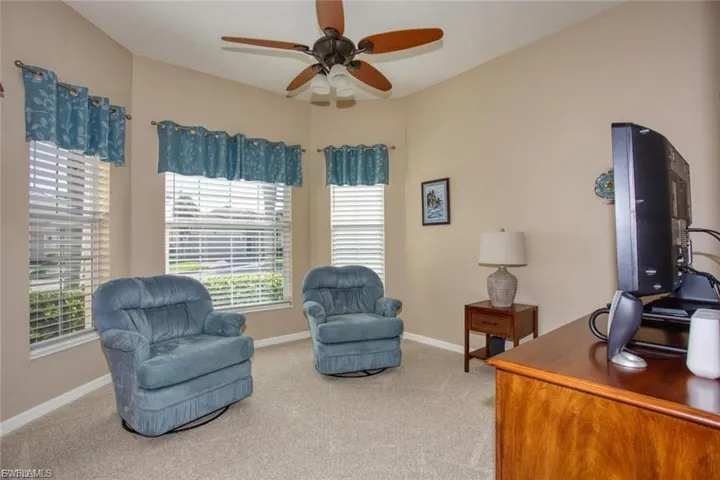 2474 Blackburn Cir, Cape Coral, Florida 33991