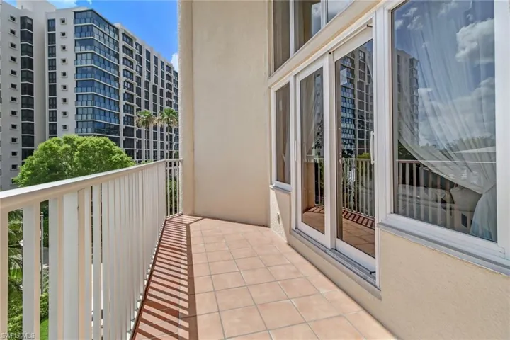 4041 Gulf Shore Blvd N 308, Naples, Florida 34103