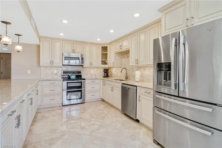 4041 Gulf Shore Blvd N 308, Naples, Florida 34103
