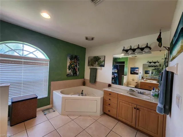 3402 SW 2nd  LN, Cape Coral, FL 33991