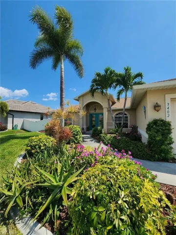 3402 SW 2nd  LN, Cape Coral, FL 33991
