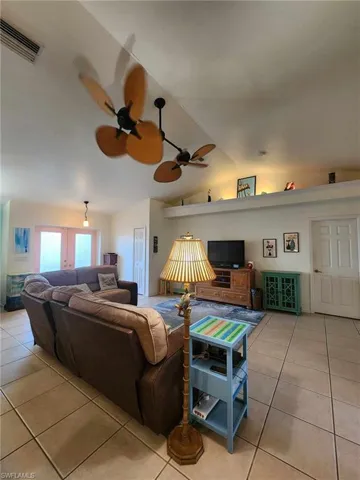 3402 SW 2nd  LN, Cape Coral, FL 33991