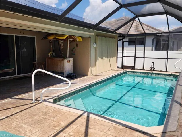 3402 SW 2nd  LN, Cape Coral, FL 33991