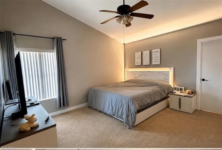 113 Bristol Ln C7, Naples, Florida 34112