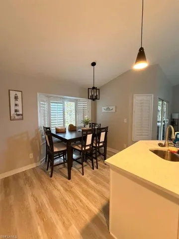 113 Bristol Ln C7, Naples, Florida 34112