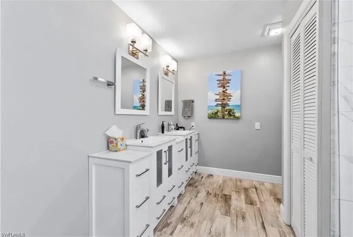 113 Bristol Ln C7, Naples, Florida 34112